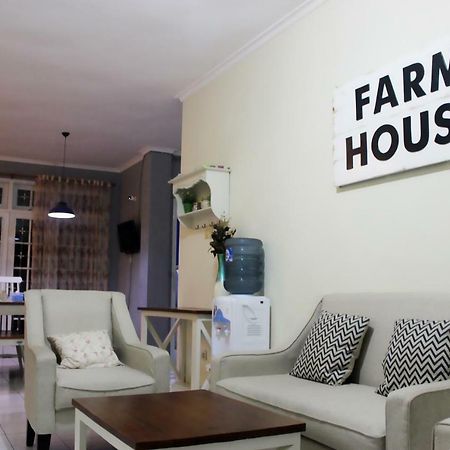 Farmhouse Homestay Jogja 요그야카르타 외부 사진
